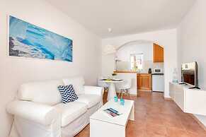 Annabel's Apartments II