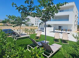 Apartments Twins with pools