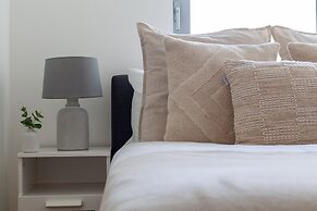 The Stratford Apartments