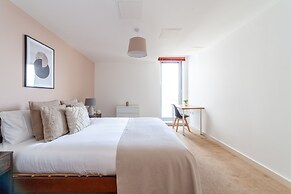 The Stratford Apartments