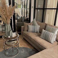 Elegance Room