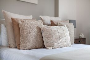 The Park Royal Collection