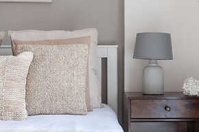 The Park Royal Collection