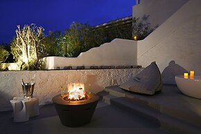 Villa Dafni 4BD with Pool in Kalafatis