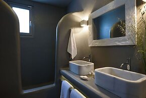 Villa Dafni 4BD with Pool in Kalafatis