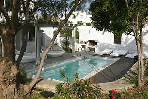 Villa Dafni 4BD with Pool in Kalafatis