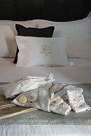 Villa Dafni 4BD with Pool in Kalafatis