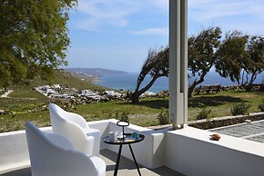 Villa Dafni 4BD with Pool in Kalafatis