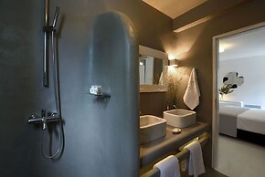 Villa Dafni 4BD with Pool in Kalafatis