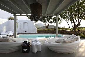 Villa Dafni 4BD with Pool in Kalafatis