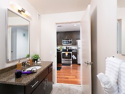 Pet Friendly 2 Bedroom And Apartment Near Rittenhouse Apts by RedAwnin