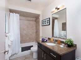 Pet Friendly 2 Bedroom And Apartment Near Rittenhouse Apts by RedAwnin