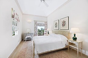 Sugar Hill - Firefly by Blue Sky Luxury