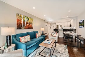 303 Fallridge Condominiums 3 Bedroom Condo by RedAwning