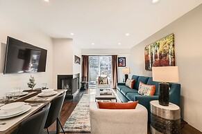 303 Fallridge Condominiums 3 Bedroom Condo by RedAwning