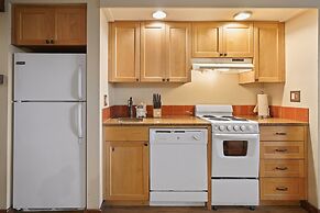 Seventh Mountain 1123 3 Bedroom Condo by RedAwning