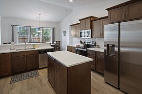 172 Avocet 4 Bedroom Home by RedAwning