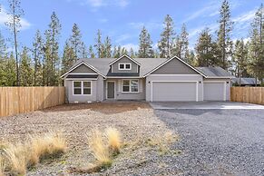 172 Avocet 4 Bedroom Home by RedAwning