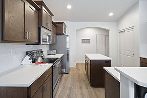 172 Avocet 4 Bedroom Home by RedAwning