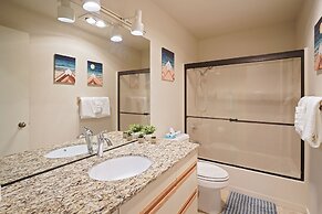 9 Cottonwood 3 Bedroom Home by RedAwning