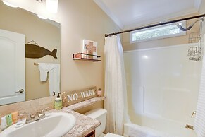 The Hammock Bungalow < 1 Mi to Malacompra Beach!