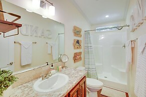 The Hammock Bungalow < 1 Mi to Malacompra Beach!