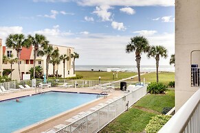 St Augustine Poolside Oasis w/ Private Patio!
