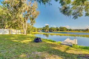 Lakefront Inverness Getaway w/ Kayaks & Bikes!