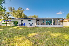 Lakefront Inverness Getaway w/ Kayaks & Bikes!