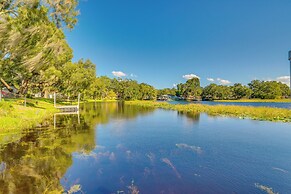 Lakefront Inverness Getaway w/ Kayaks & Bikes!