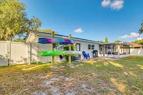 Lakefront Inverness Getaway w/ Kayaks & Bikes!