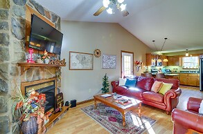 Burnside Resort Cabin w/ Hot Tub & Outdoor Spots!