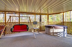 Burnside Resort Cabin w/ Hot Tub & Outdoor Spots!