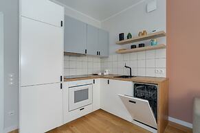 Trendy Apartment Polna by Renters