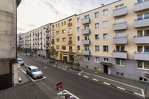 Trendy Apartment Polna by Renters