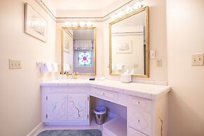 The Oaks Victorian Inn