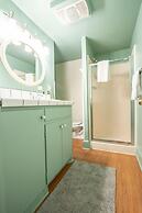 The Oaks Victorian Inn