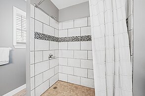 Come On Back 1 Block to Beach Access