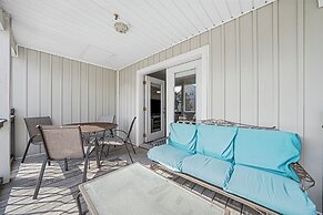 Come On Back 1 Block to Beach Access