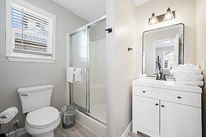 Come On Back 1 Block to Beach Access