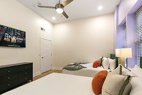 Amazing 4Bed Condo Steps from French Quarter!