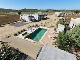 Vista Sierra Laguna
