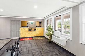 Econo Lodge Waynesboro - Skyline Drive