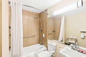 Econo Lodge Waynesboro - Skyline Drive