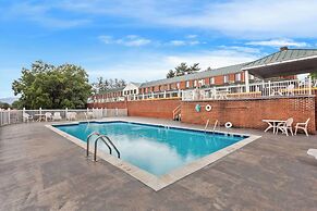 Econo Lodge Waynesboro - Skyline Drive