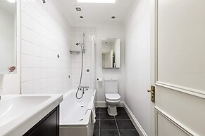 Beautiful Two Bed Abode Near Chelsea