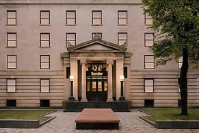 Sonder by Marriott Bonvoy Apollon Apartments Old Montreal