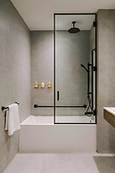 Sonder by Marriott Bonvoy Apollon Apartments Old Montreal