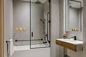 Sonder by Marriott Bonvoy Apollon Apartments Old Montreal