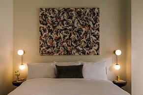 Sonder by Marriott Bonvoy The Craftsman Apartments Downtown LA